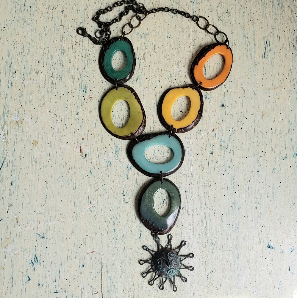 Nineties Artsy Necklace